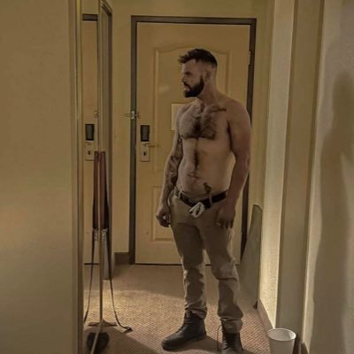 Mr.Anvil leather 2020 first runner up Mr.phx leather 2020 cash App $ARIZONATRASHPANDA venmo @aztrashpanda
