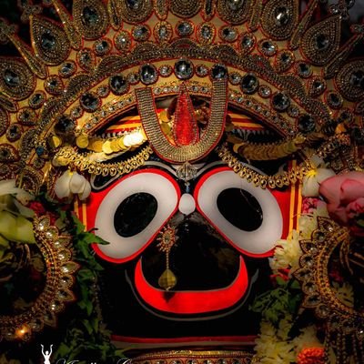 GemsOfGollywood's profile picture. वंशीविभूषितकरान्नवनीरदाभात् पीताम्बरादरुणबिम्बफलाधरोष्ठात्। पूर्णन्दुसुन्दरमुखादरविन्दनेत्रात् कृष्णात्परं किमपि तत्वमहं न जाने।। #RadheRadhe