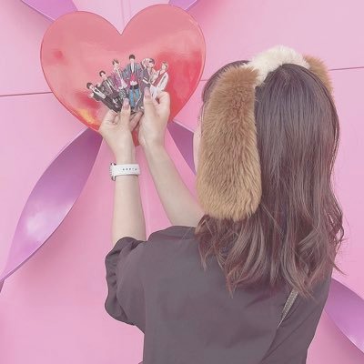 An_stst's profile picture. うちの子たちが可愛くて仕方ないんです🥺 推せる時に推す正義で色んなところにぼちぼち現れます。主に赤色さん❤︎゛良ければこちら見てね↙️