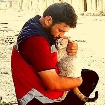 Public account of Mohammad Alaa Al'Jaleel, humanitarian and rescuer since 2013. Sanctuary for animals. #CatManFromAleppo #CatManAleppo #MohammadAlaaAljaleel