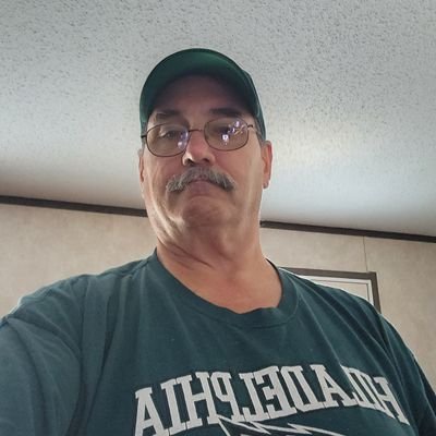 macj5112's profile picture. 