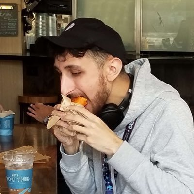 PT Streamer @ Twitch || He/They || 24 || ⚫️🟡⚪️🟣 🏳️🌈 || Alt @RouxAfterHours || Has no idea what they're doing ||