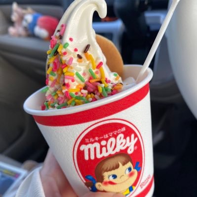 moon_huihui0610's profile picture. 【わっかりやすい人だなー】愛及屋烏 ꈍ .̮ ꈍ /成人済//みなしょーの夏から抜け出せません/その他BL/商業系も好きです/❤︎︎︎︎┈感想やリプ嬉しいです！ぜひ語り合いましょう