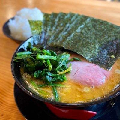 本場の横浜家系ラーメンを山陰に…🔥とらきち家直伝&王道家特注麺使用🔥 営業時間［月〜金］10:30~20:30L.O☀️🌙［土&日］10:30~15:30L.O☀️［定休日］無［電話番号］0859-29-6565 #横浜家系ラーメン #とらきち家 #丿貫 #さっかどう #王道家