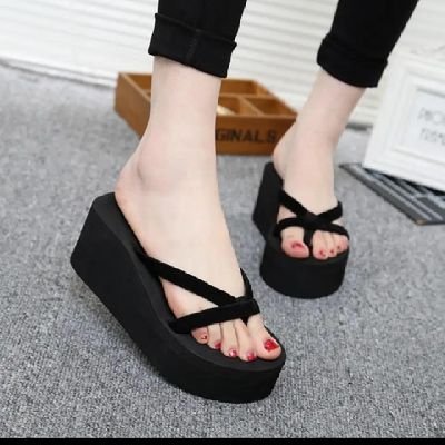 Hareem1154216's profile picture. 