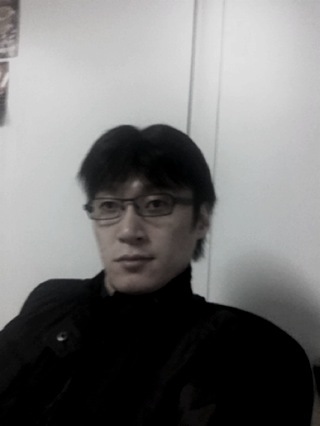 서울 / 위룰 id : leeseongwoo / 
페북 : swswswswswswsw