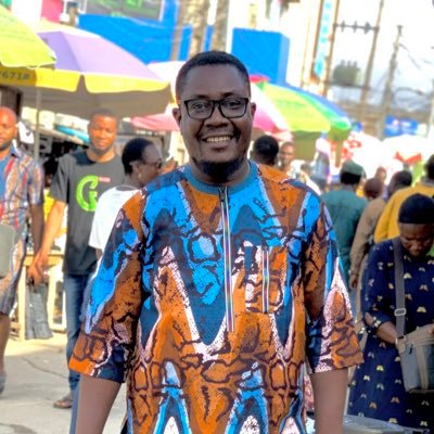 md/ceo Mcteoloy Ventures, we deal in all kinds of ICT equipments, especially Apple products both sales and after sales services.
