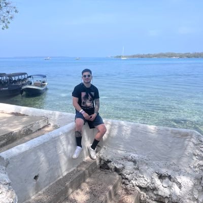 AXDL1995's profile picture. Ing. Ambiental / Extremadamente propenso a equivocarse y a disfrutarlo. 👻👾🧚🏼🌈