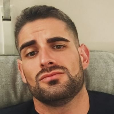 evo_4ever's profile picture. “Aunque no sabes lo que buscas, lo que buscas te busca”. Let`s do it ;-)