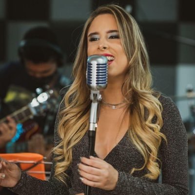 LorenaBossio's profile picture. Lore Boss🎙
Singer & Songwriter
🎤Instagram @lorenabossiomusic