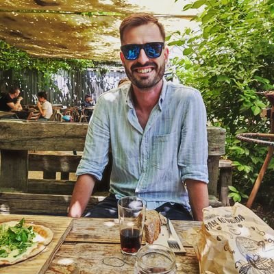 JaviBarbanas's profile picture. “La herramienta más educativa que he tenido ha sido el deporte. He aprendido a aceptar la derrota, que otro es mejor, a levantarme, a esforzarme”