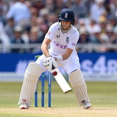 Henners_f1's profile picture. Sport fan and player. Love watching cricket but playing rugby is better.