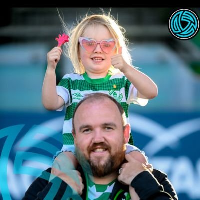 follow me for alot of random tweets! lot of tweets about SHAMROCK ROVERS!! sure ill prob follow you back aswel. you'll more than likely find me in Beech Park