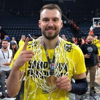 daily marko guduric (@archivemarko) 's Twitter Profile