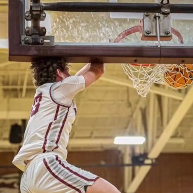 6’5 195 lb forward/ WR at Horizon High School Class/All Conference🏀 720-767-4010