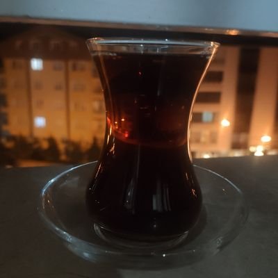 ruveyda_04's profile picture. -