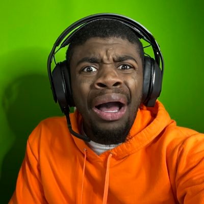 TWITCH FUNNIEST MONKEY 🙈 STREAMER 🏈https://t.co/CZ7GyksgQU CLICK LINK COME GET LIT 🔥