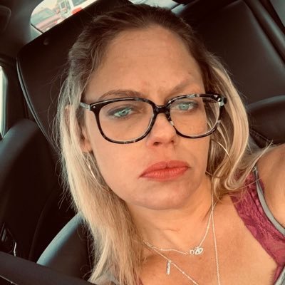 Brand Ambassador in St . Louis, MO 📍 ♋️✨42✨Mom 🐈‍⬛Cat Lady  Deadhead     Cannabis Enthusiast          🌴Love to Travel