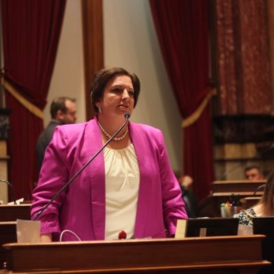 DawnDriscollIA's profile picture. Mom, Farmer & Iowa State Senator for Senate District 46