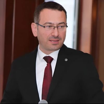 İSTAMONU Grup Yönetim Kurulu Başkanı
/ Fuarcılık /Cemiyet / Medya/
İşi gücü Kastamonu