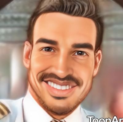 Analista Político,Social y Teológico.