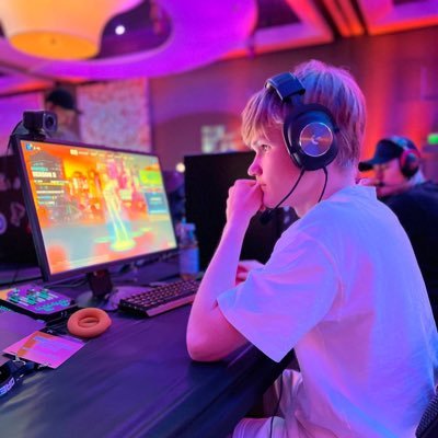 19 🇷🇺 x 🇫🇮 x 🇪🇸 | F/A | $8475 | 2x CASH CUP WINNER | Business Inquiries: DM ME