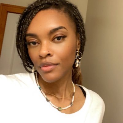 femaleenigma's profile picture. 