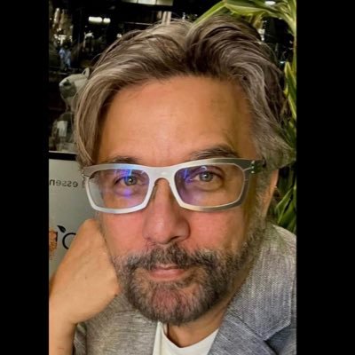 thomassena's profile picture. Stylist and Manager at Garbos Salons and Spas, Musician, Dad, Vegan. https://t.co/qyhR1mdGza OG @veefriends