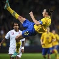 ALIVE . some random dude.
@Ibra_official , @ManUtd .