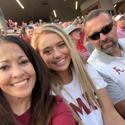 Follower of Christ; Wife to an amazing man; Mom to a beautiful daughter; Bama Fanatic🥋