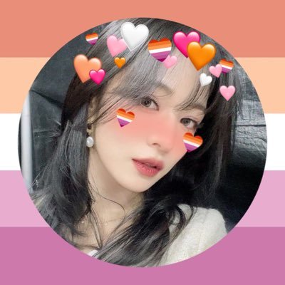 lee chaeyoung's lesbian lover ♡ congratulations to fromis_9 for being the only group with attitude in their discography