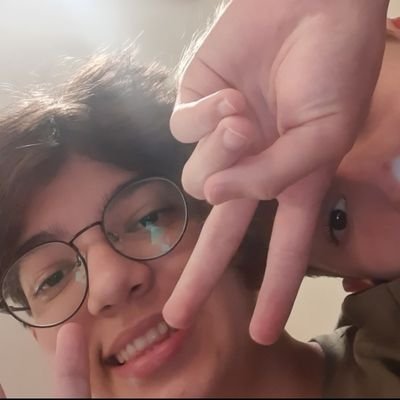 gabisos_'s profile picture. ela/dela