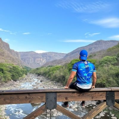 amilkmej's profile picture. 