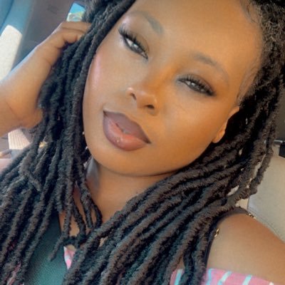 Cancerian Woman ♋ | I❤️Cooking🤞🏾| Cali raised 🌴🌅 | Uma Alumni 🎓👩🎓 |SF Giants ⚾️ | I ❤ Makeup |