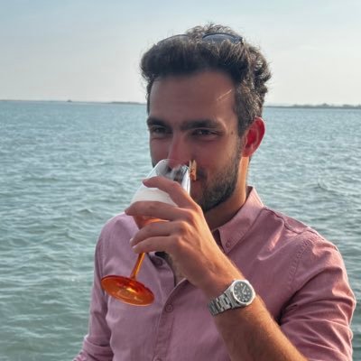 HugoPelage's profile picture. chef de rang au meilleur des restaurants