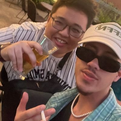 JulsDoodle's profile picture. 