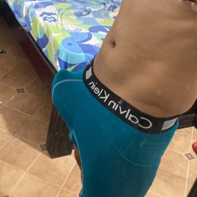 Andresra22cm's profile picture. paisa bien dotado(22cm) y bien caliente 🔥 😈