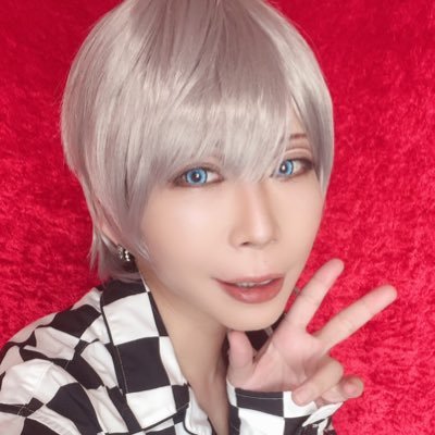 コスプレしてる腐ったおばちゃん 推しCPが幸せなら私も幸せ🥰BL小説の紹介を始めました また腐女子向け雑貨も制作しております