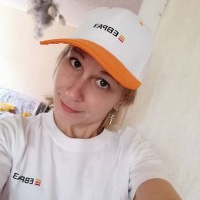 ElenaRammi23502's profile picture. 
