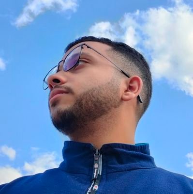 YouMo22's profile picture. Javascript | Node.Js | React 
#100DaysOfCode