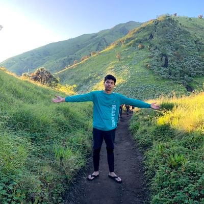 zulfannn2221's profile picture. 