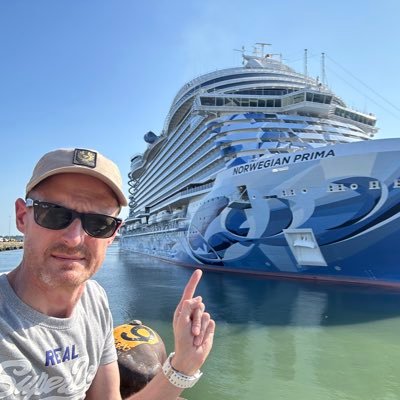 CruiseshipP Profile Picture