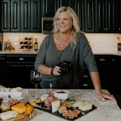Michaela • Recipe Developer • Brand Ambassador • Social Media Influencer • Food Blogger