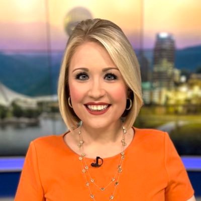 Morning Anchor for @wvlt | Formerly @WHSVnews | Proud @Virginia_Tech alumna