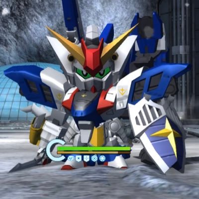 ガンダムが好きで今はガンダムUCEを主にやってます！「ツインドライヴ」に所属してます♪稼働人数は少ないですが、初心者大歓迎のクランです！プレイヤーID13464415270