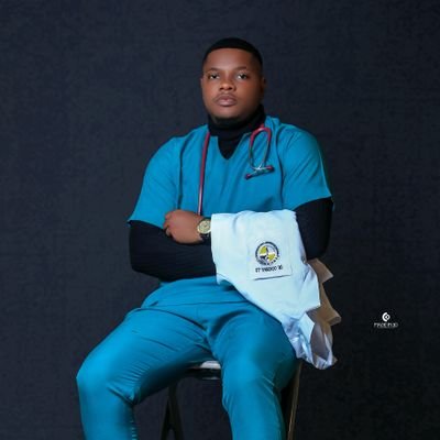 Doctor 🩺. in a love, hate relationship with manchester united. WizkidFC