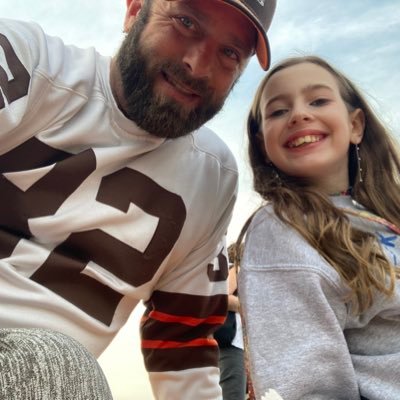 Proud father and family man. #Browns #LakeShow #LGM #DawgPound #Tribe #RheaRipley #WWE #Smackdown #WweRaw