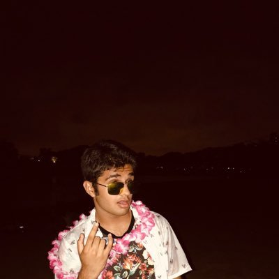 prashxnray's profile picture. Dishing out “hot takes” and engaging political content| Feel free to call me out | Medium: https://t.co/fuZzJFet5e