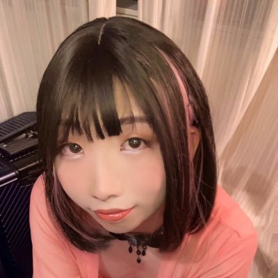 女装とメイク勉強中 これからもっと色んな方とお喋りしたり楽しいこと()したり色々できたらと思います! ファッション下手