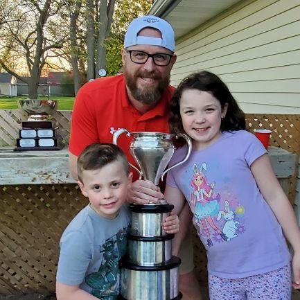 Evelyn, Madison and Crosley's Dad, Assistant GM @LeamFlyers, Assistant GM @A21PrepHockey, Contributor @TheCoachesSite